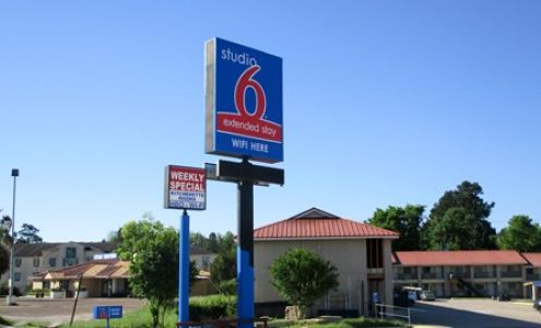 Studio 6 Huntsville, TX