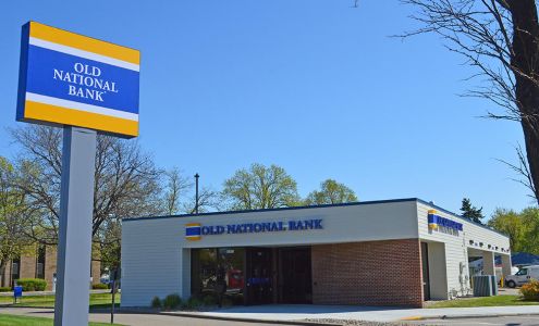 Old National Bank Brooklyn Center