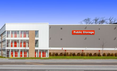 Public Storage