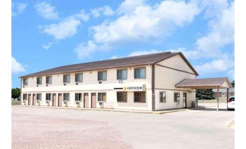 Super 8 by Wyndham Winner SD