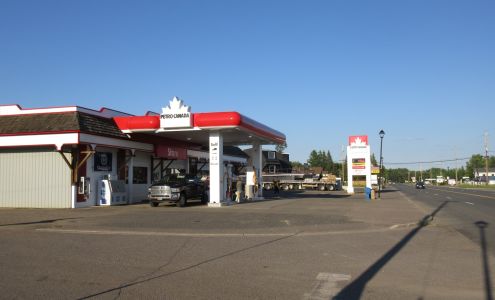 Petro-Canada Kakabeka Falls