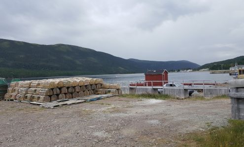 Noble's Gas Bar & Convenience Middle Arm