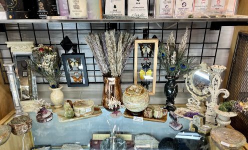 Keepers Korner Rocks & Oddities