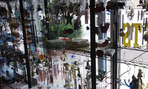 Tj's Resale & Gifts Davis