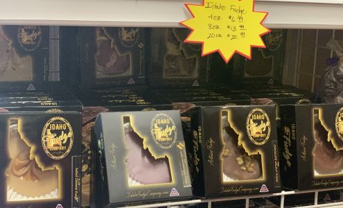 Tourist Trap Consignment & Gift Shop