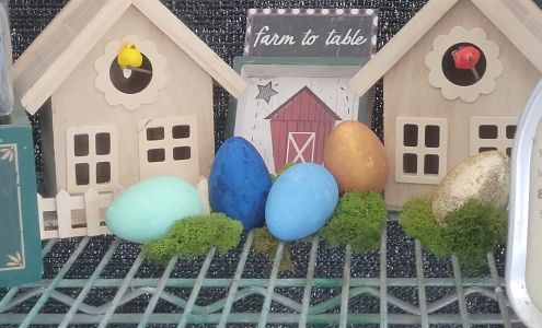 Liberty Green Farm presents Nancyrose's farmstand and boutique