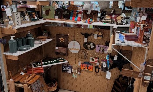 Old Wagon Flea Market Urbana