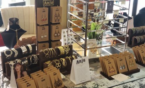 Elite Luxury Consignment & Boutique