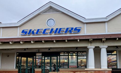 SKECHERS Warehouse Outlet