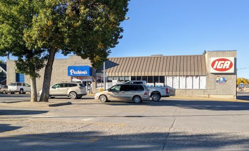 Picchioni's IGA Roundup