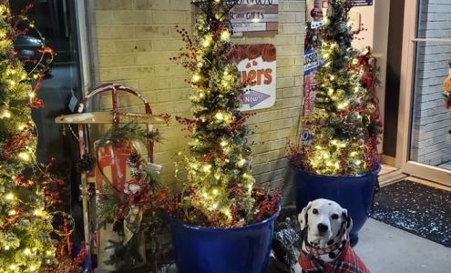 The Creative Corner Decor, Gifts and Flowers