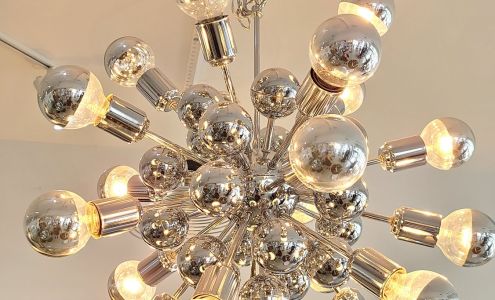 Iconic Snob Galeries