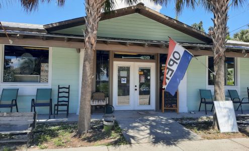 Sea Sea's Honey Hole Bait & Tackle Shop