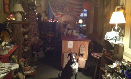 Olde Porch Primitives