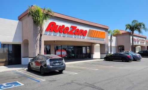 AutoZone Northridge