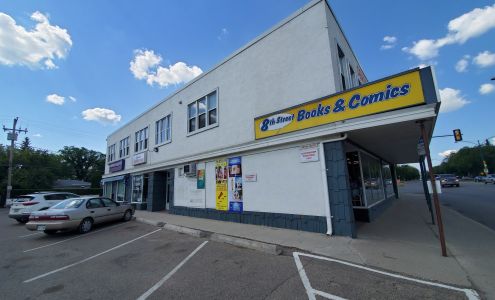 8th Street Quentin's Comics & Toys