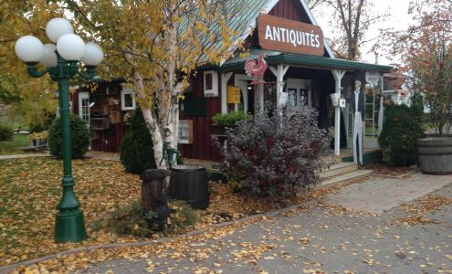 Antiquités du poste Metabetchouan-lac-a-la-croix