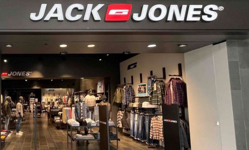 JACK & JONES