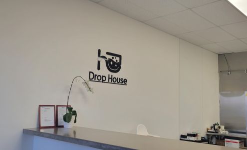 Thickwood Shopping Plaza