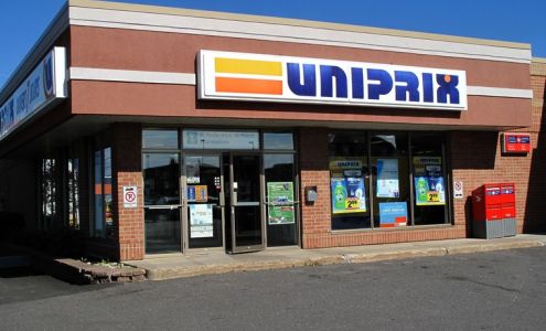 Uniprix Louis-Charles St-Pierre et Jean-Nicolas Boivin - Pharmacie affiliée Alma