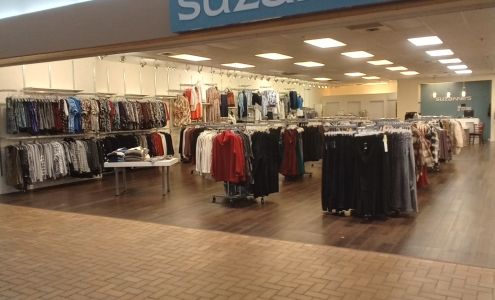 Suzanne's - Powell River Town Centre