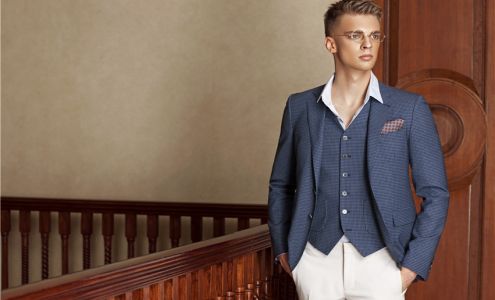 Oliver Apparel Alterations & Custom Suits Tailor (Vancouver)