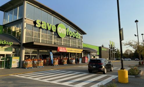 Smart Centres Langley