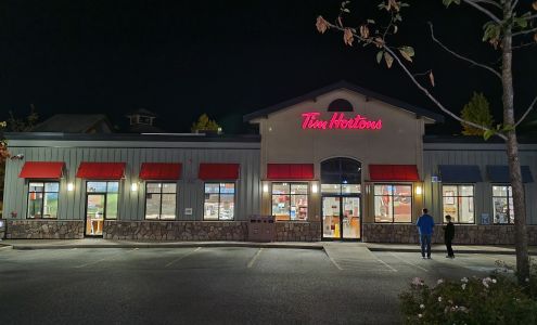 Clayton Crossing Shopping Centre