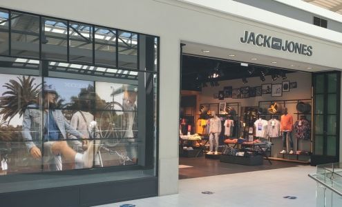 JACK & JONES