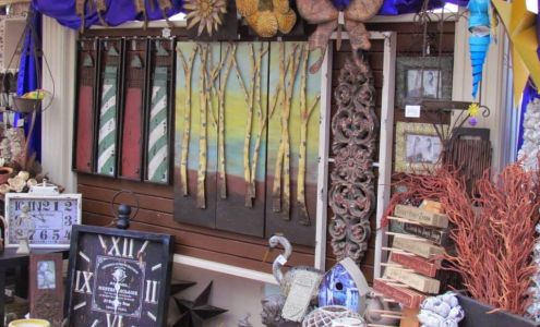 Anna's Garden Home & Wellness 1911 Seacliff Dr, Kingsville Ontario N9Y 2N3