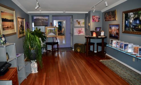 Innate Galleries Lake Cowichan