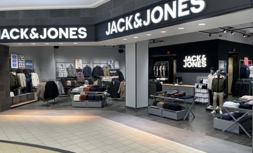 JACK & JONES