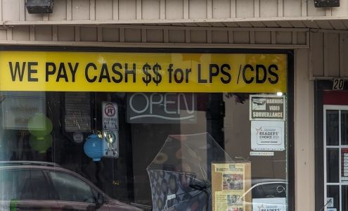 Second Chance Records 20 Argyle St N, Caledonia Ontario N3W 1B6