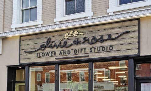 Olive & Rose Flower and Gift Studio 35 West St, Goderich Ontario N7A 2K5