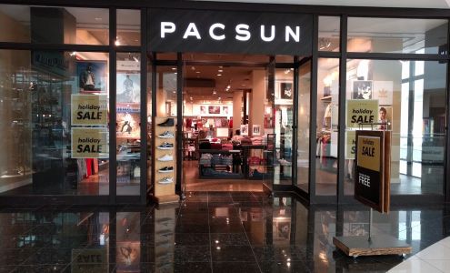 PacSun Northridge