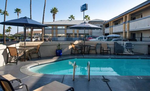 Best Western Kettleman City Inn & Suites