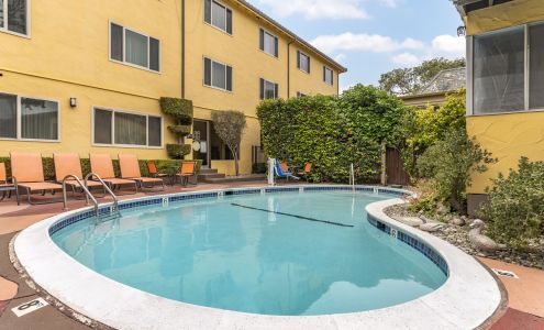 Best Western Carmel's Town House Lodge