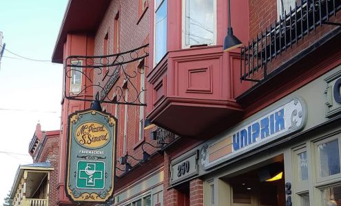 Uniprix Marc Picard et Stéphanie Simard - Pharmacie affiliée Saint-raymond