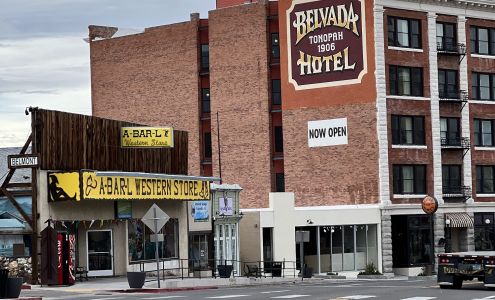 Whitney's Bookshelf Tonopah