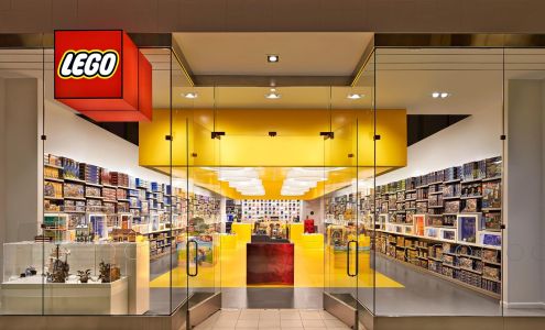 The LEGO® Store Richmond Centre