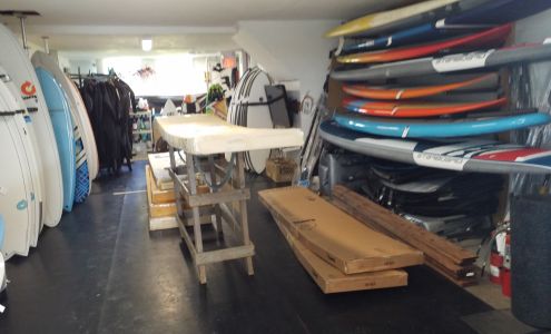 Kannon Beach Surf Shop Lawrencetown