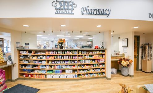 5th Avenue Pharmacy & Gifts Glasgow