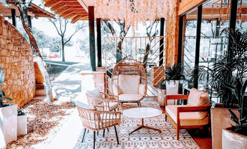 The Blushing Bride Boutique Austin