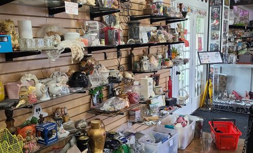 Love Local Thrift Store