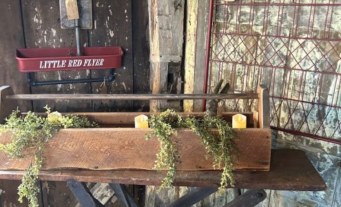 Olde Farmhouse Antique Country Store