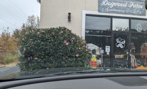 Dogwood Farm Apothecary & Gifts