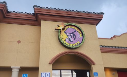 Shoppes At the Forest