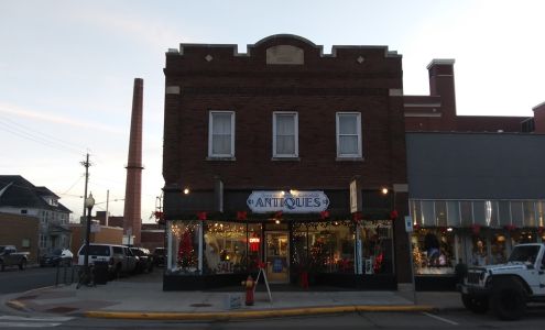 Town & Country Antiques