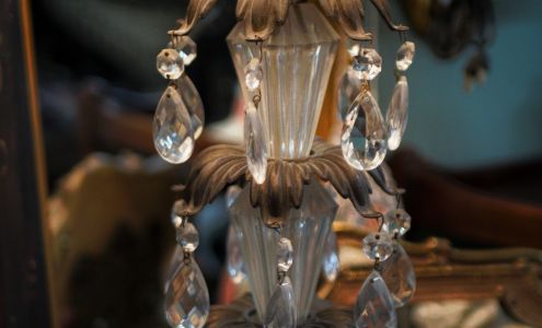 Nook and Cranny Antiques