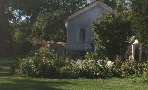 Alternatives Decorating Studio